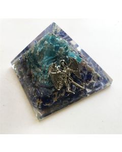 Pirámide de Orgonita Aguamarina y Sodalita, Arcángel Miguel 40 mm